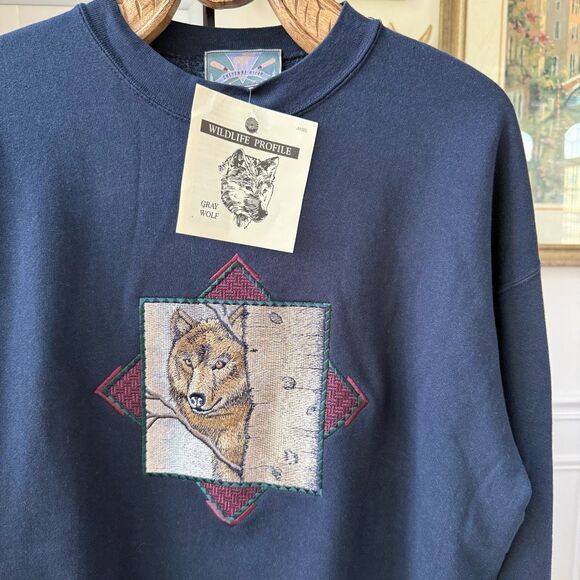 NWT NOS Vintage 90s Cheyenne River Embroidered Grey Wolf Sweatshirt L - Picture 1 of 7